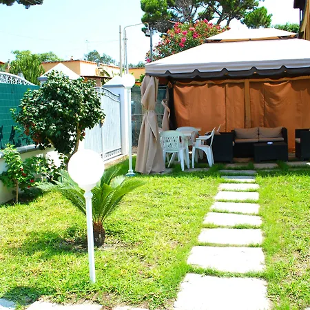 Alojamento de Acomodação e Pequeno-almoço La Vispa Teresa 4*