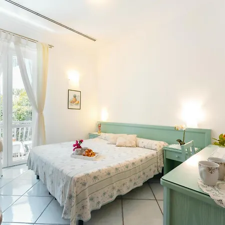 La Vispa Teresa Couette-café